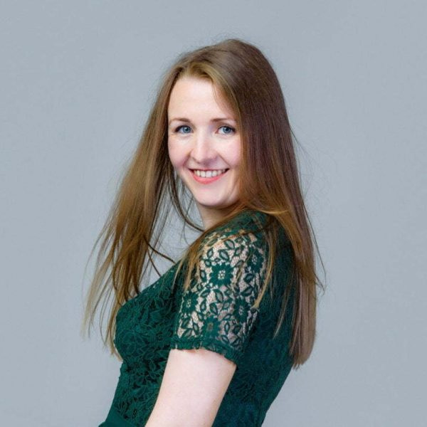 Portrait of Louise Anne - Female Empowerment Coach